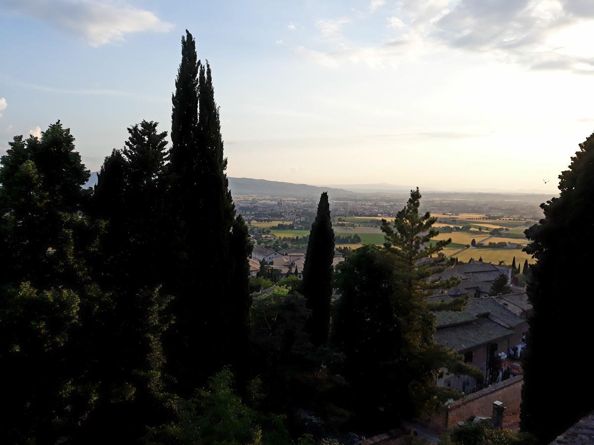 Suite Luna Bianca Assisi Exterior photo